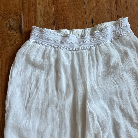 Wide leg flowy white pants - Picture 6 of 14